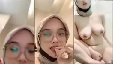 Baby Ica Jilbab Ambil Kendali Penuh Permainan Lumer WOT HD