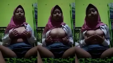 Bokep Indo Masih SMA Toketnya Gede Padet Banget