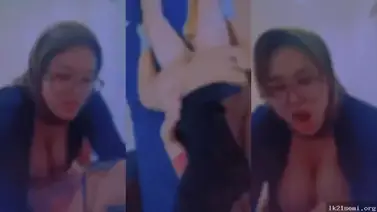 Bokep Jilbab Kacamata Tobrut Basah Ngentot Intens Lumer WOT HD