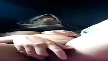 Cewek Hijab Memek Gatel Lumer WOT HD