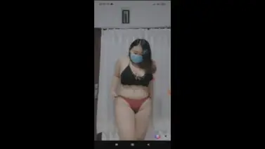 Live Show Amatir Cewek Indo Buka Bukaan Memek Pink