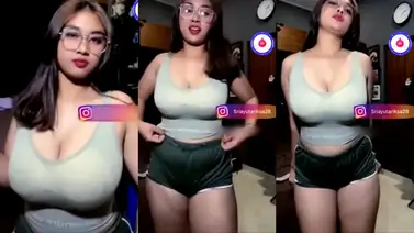 Sri Ayu Tarissa Selebgram Toge Pargoy Live Viral Hot